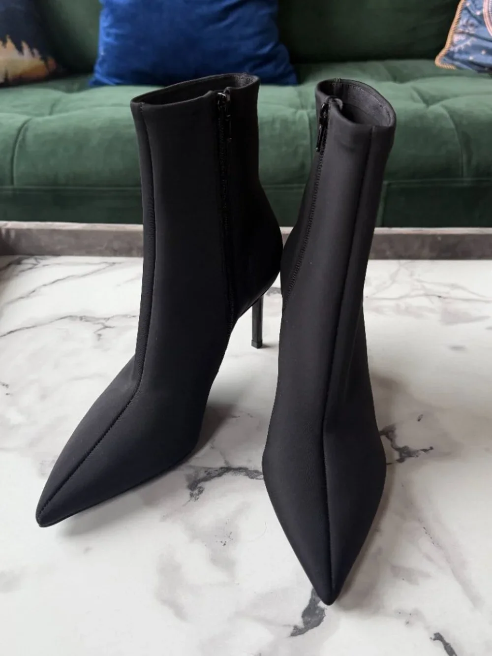 Jeffrey Campbell Black Pointed Toe Booties Size 8